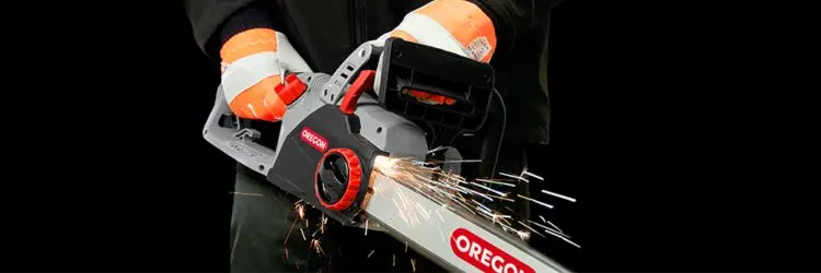 Oregon CS1500 Chainsaw